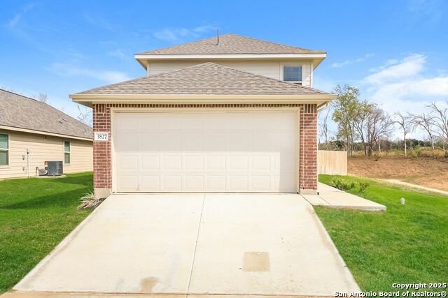 Listing photo id 12 for 9315 Evening Shade Court
