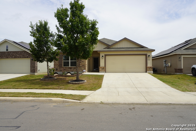 Listing photo id 0 for 5407 Pearl Vly