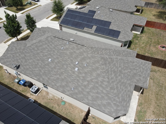 Listing photo id 25 for 5407 Pearl Vly