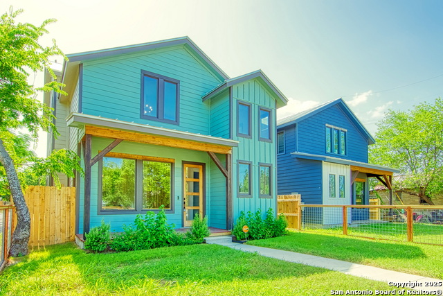 Listing photo id 1 for 1111 Palmetto N