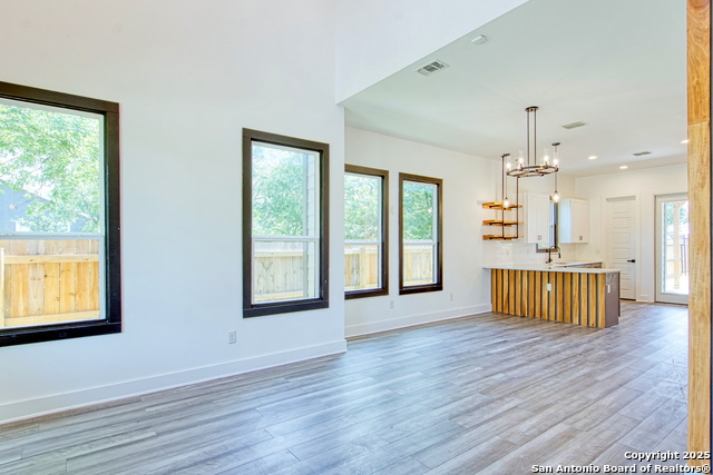 Listing photo id 2 for 1111 Palmetto N