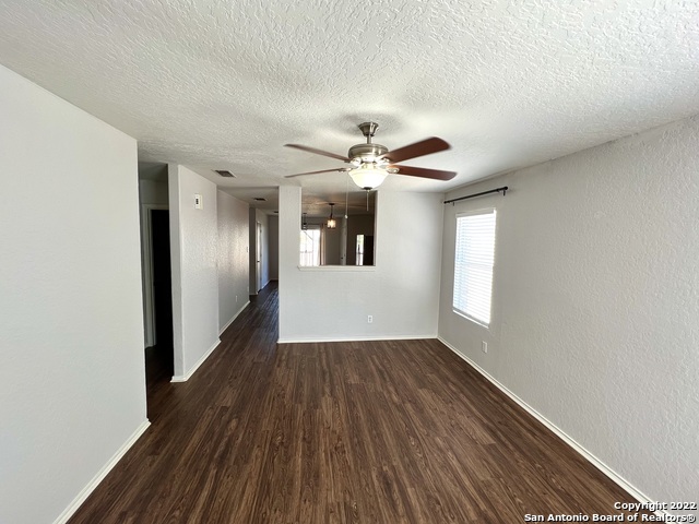 Listing photo id 0 for 6107 Brandys Farm
