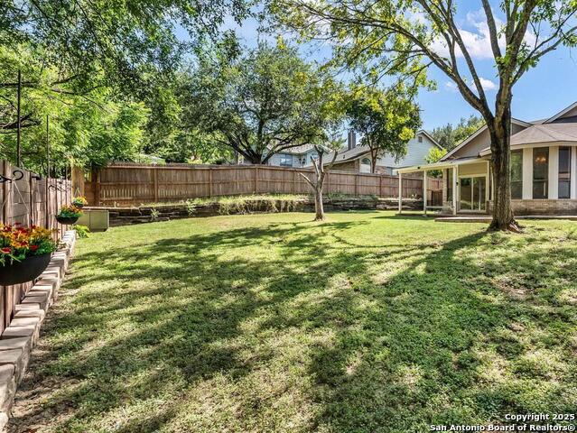 Listing photo id 19 for 11118 Cherry Park