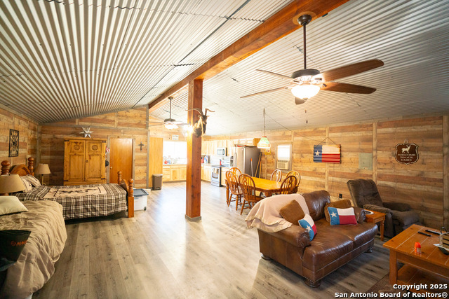 Listing photo id 34 for 1659 Mesa Verde