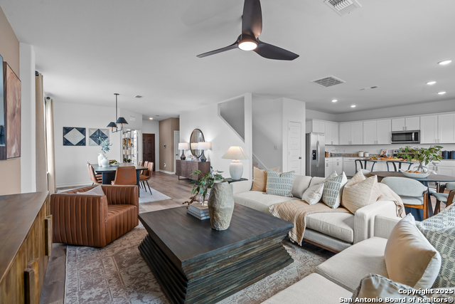Image 14 of 31 For 601 Rustic Grove