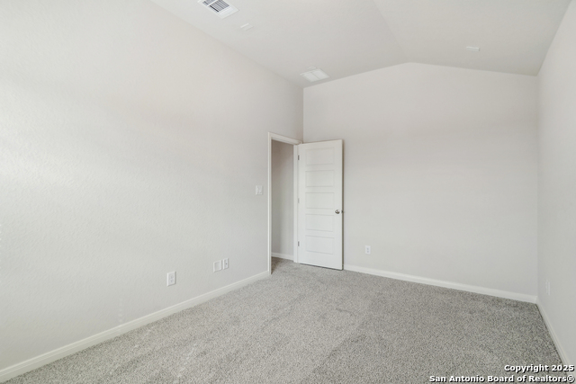 Listing photo id 20 for 11472 Feather Vale
