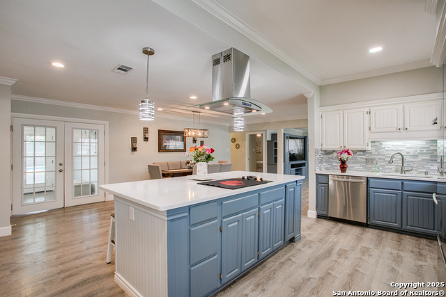 Listing photo id 10 for 1742 Timber Oak