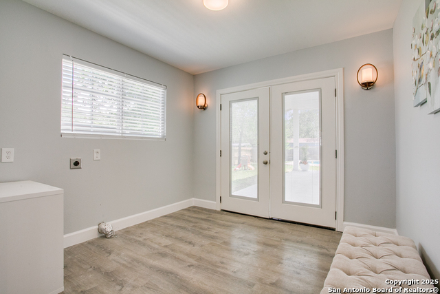 Listing photo id 19 for 1742 Timber Oak