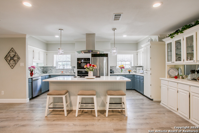 Listing photo id 3 for 1742 Timber Oak