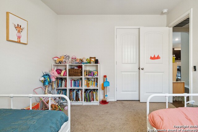 Listing photo id 22 for 2710 Green Leaf Way