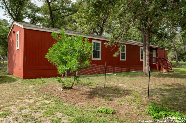 Listing photo id 20 for 107 Deep Woods