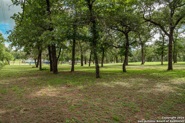 Listing photo id 22 for 107 Deep Woods