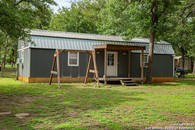 Listing photo id 25 for 107 Deep Woods