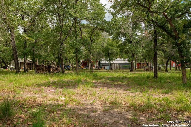 Listing photo id 40 for 107 Deep Woods