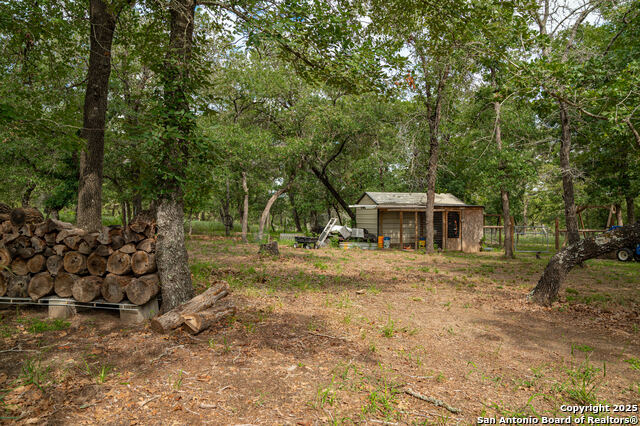 Listing photo id 41 for 107 Deep Woods