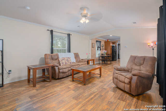 Listing photo id 3 for 107 Deep Woods
