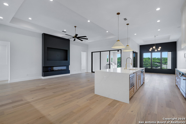 Listing photo id 12 for 290 Preston Trl