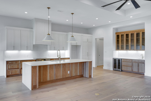 Listing photo id 18 for 290 Preston Trl