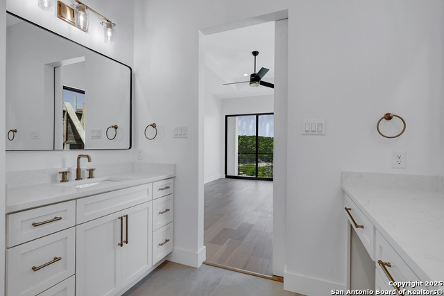 Listing photo id 35 for 290 Preston Trl