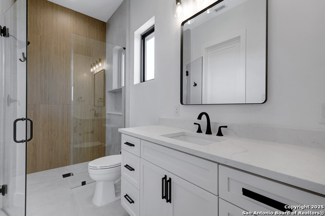 Listing photo id 48 for 290 Preston Trl