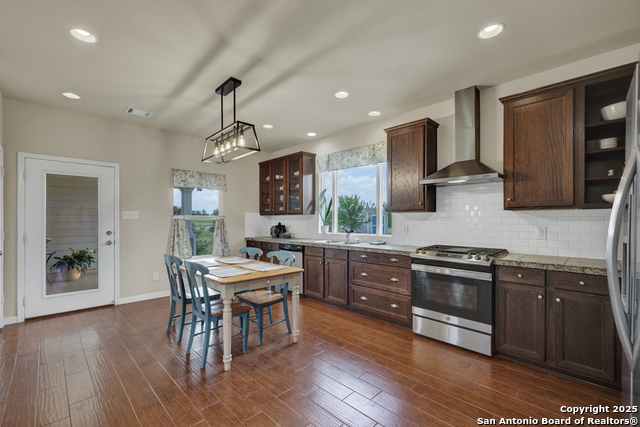 Image 13 of 42 For 2048 Martindale E
