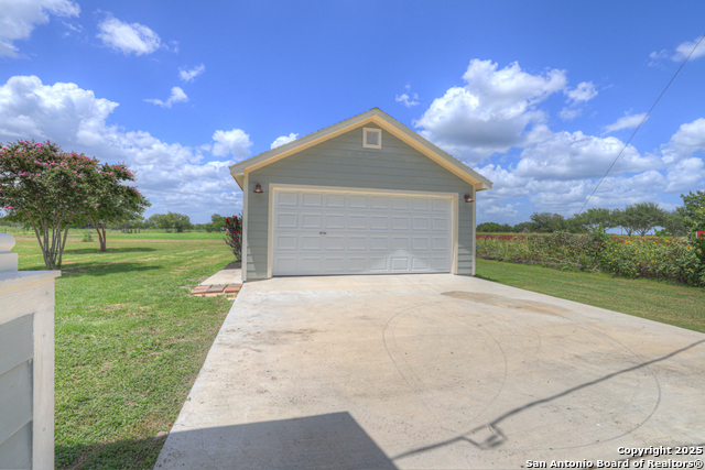 Image 27 of 42 For 2048 Martindale E