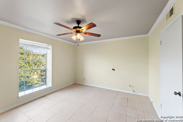 Image 12 of 27 For 8401 New Braunfels  303a