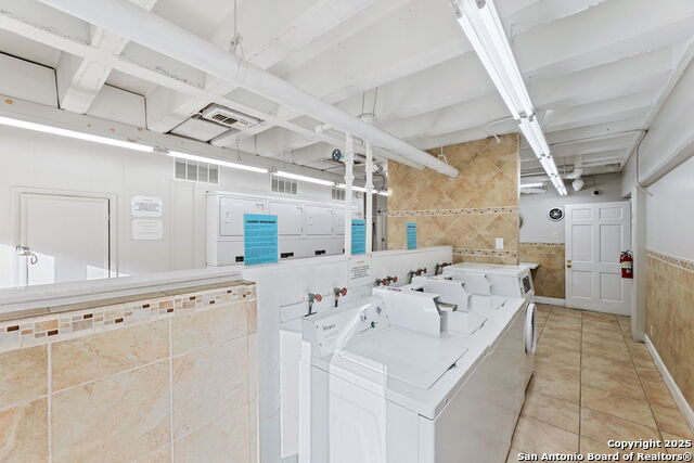Image 19 of 27 For 8401 New Braunfels  303a