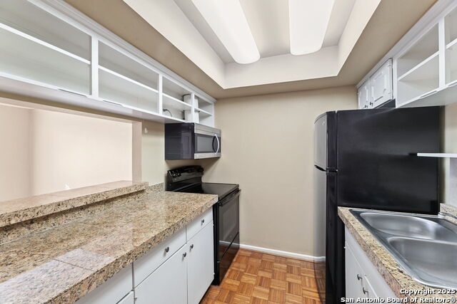 Image 8 of 27 For 8401 New Braunfels  303a