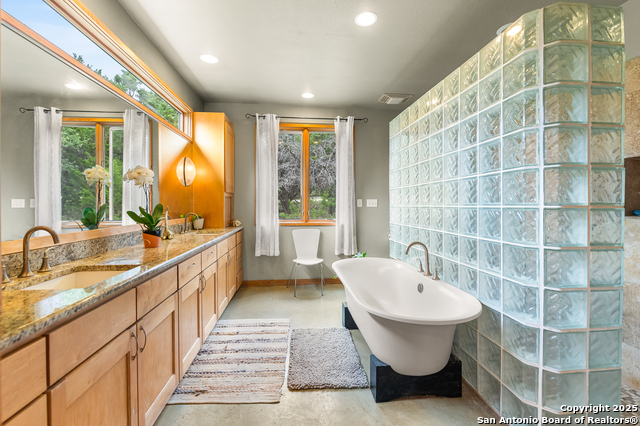 Image 13 of 50 For 317 Saddle Mountain