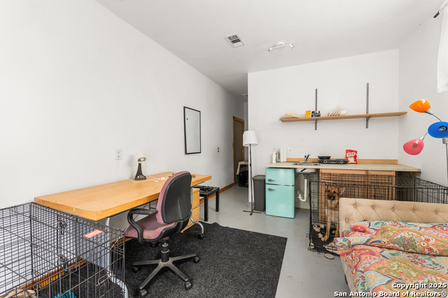 Image 22 of 50 For 317 Saddle Mountain