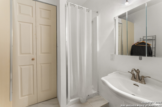 Image 24 of 50 For 317 Saddle Mountain