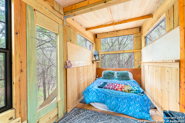 Image 31 of 50 For 317 Saddle Mountain