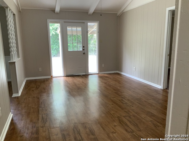 Image 11 of 13 For 4423 Hickory Hill
