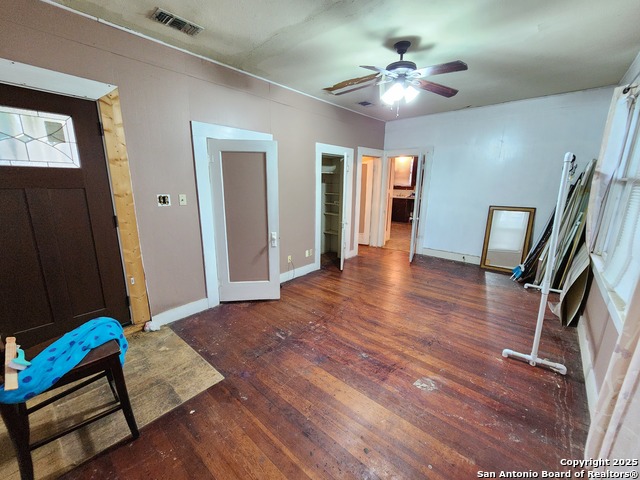 Image 15 of 28 For 622 Cedar  