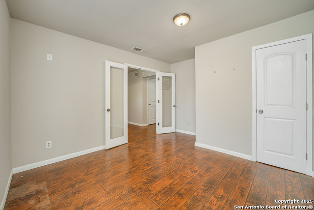 Image 16 of 37 For 749 Summerwood