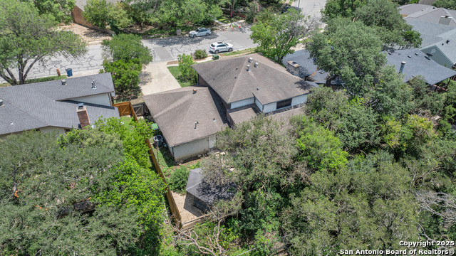 Image 34 of 37 For 749 Summerwood