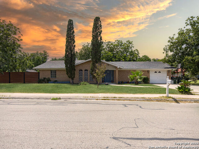 Details for 406 Parker Dr, San Marcos, TX 78666