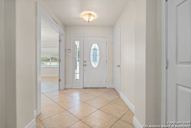 Image 5 of 32 For 9130 Windgarden Cir