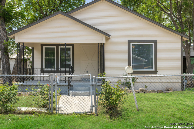 Details for 1906 Montezuma, San Antonio, TX 78207