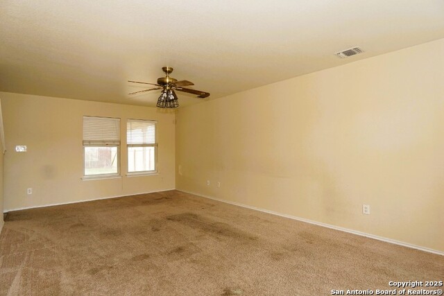 Listing photo id 10 for 9739 Crescent Moon