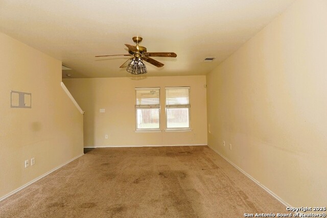 Listing photo id 11 for 9739 Crescent Moon