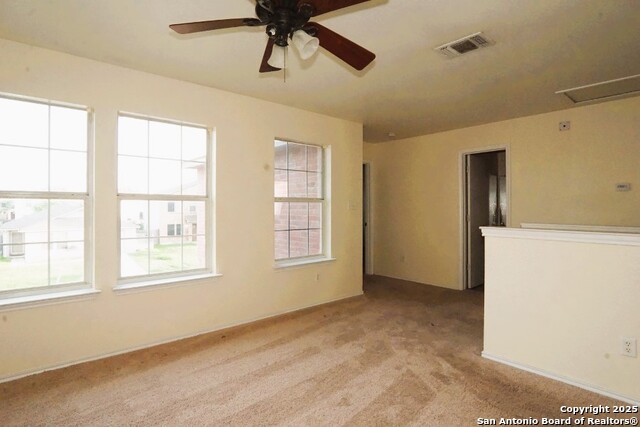 Listing photo id 15 for 9739 Crescent Moon