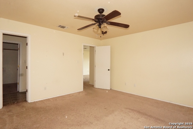 Listing photo id 18 for 9739 Crescent Moon