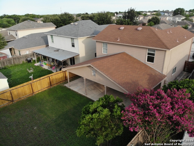 Listing photo id 25 for 9739 Crescent Moon