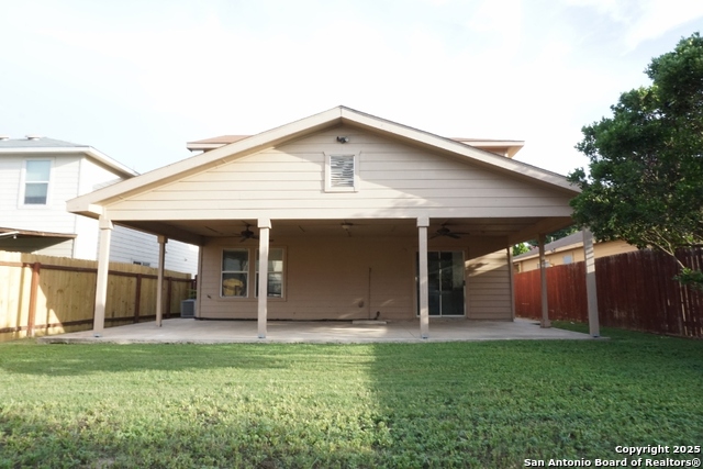 Listing photo id 2 for 9739 Crescent Moon