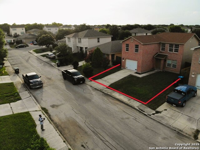 Listing photo id 3 for 9739 Crescent Moon