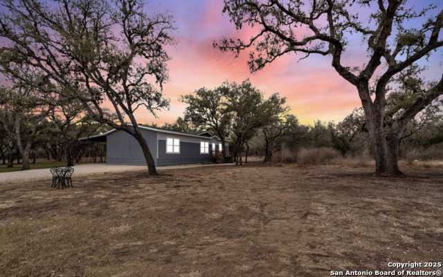 Details for 130 County Road 2644, Moore, TX 78057