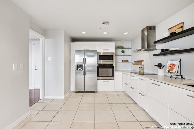 Image 16 of 56 For 7887 Broadway  601