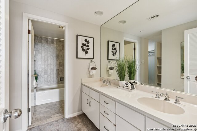 Image 27 of 56 For 7887 Broadway  601